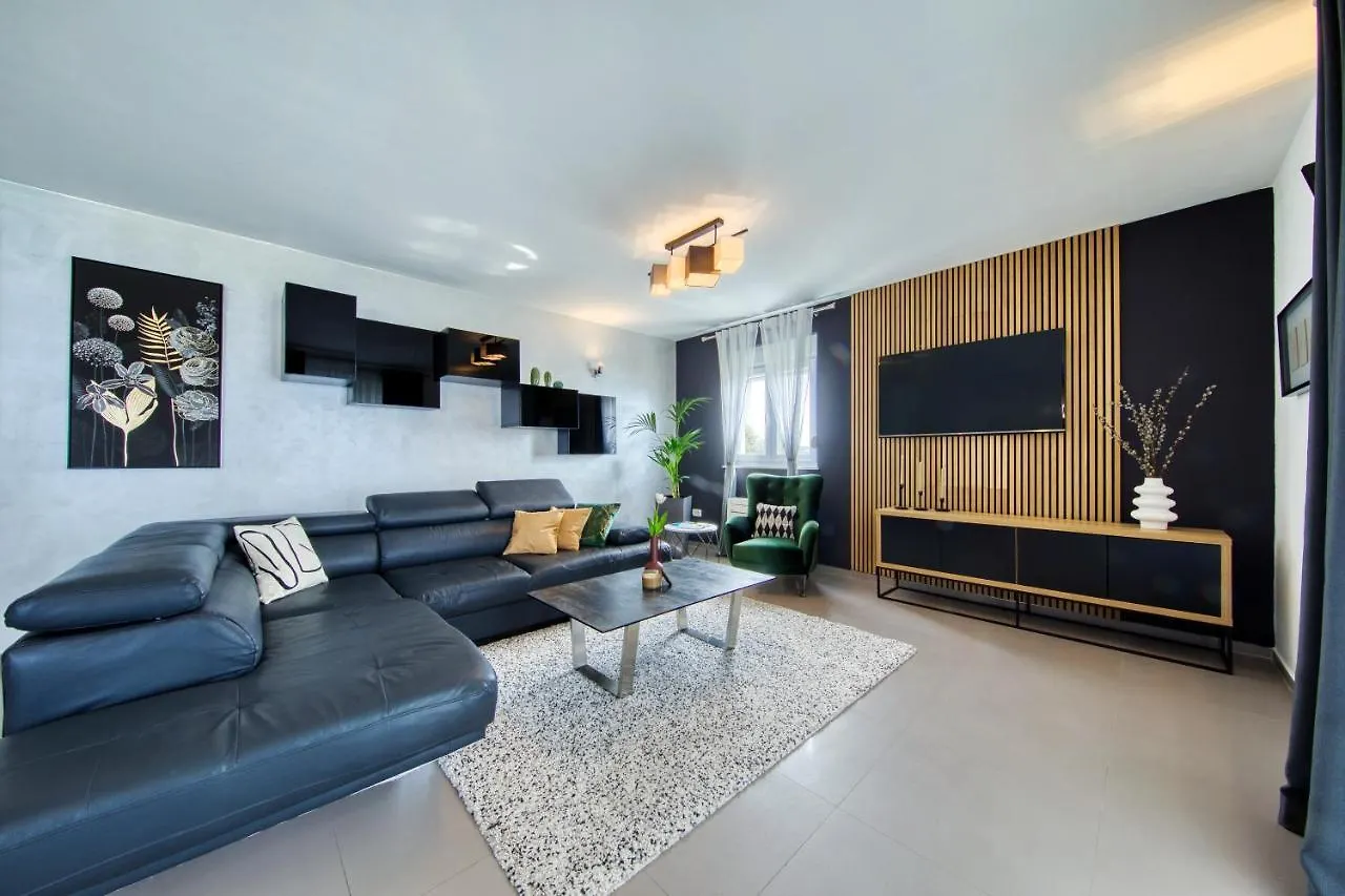 Penthouse Apartment Polo Bibinje