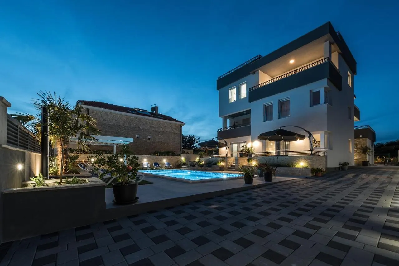 Penthouse Apartment Polo Bibinje