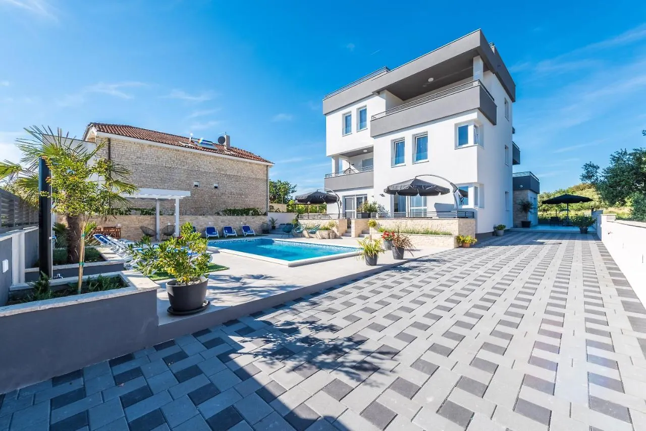 Penthouse Apartment Polo Bibinje